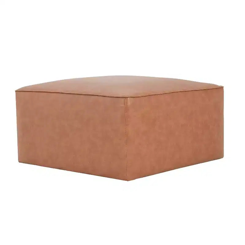 Pouf quadrato moderno, versatile e imbottito per interni