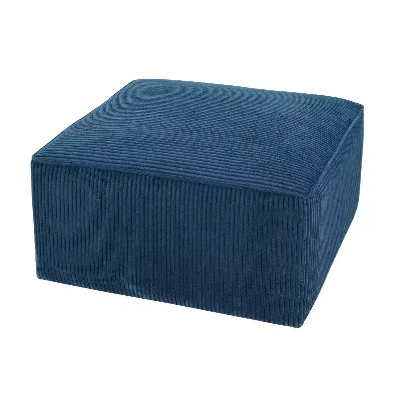 Pouf quadrato moderno, versatile e imbottito per interni