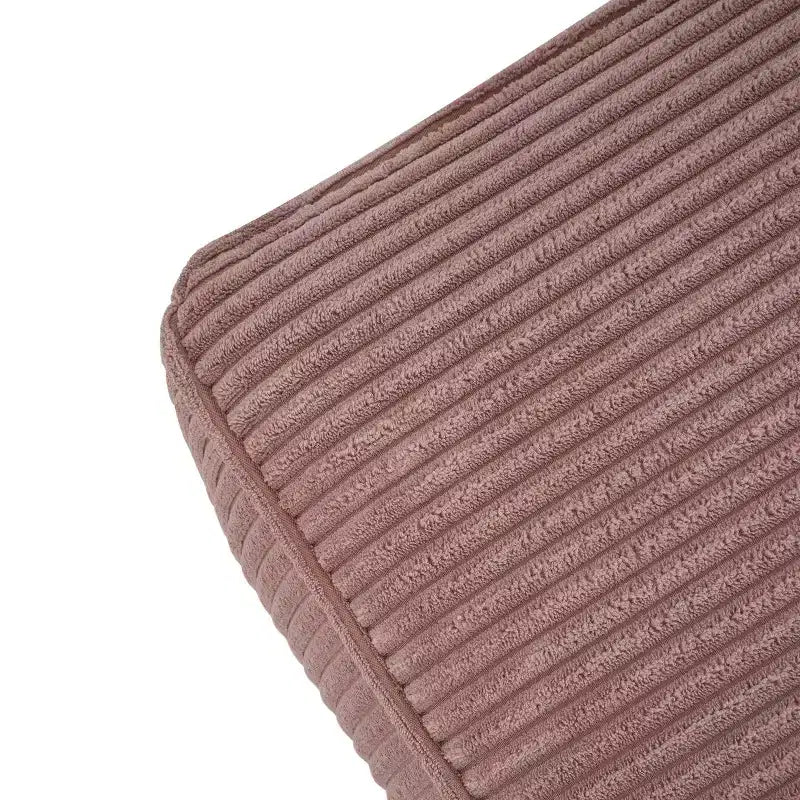 Pouf quadrato moderno, versatile e imbottito per interni