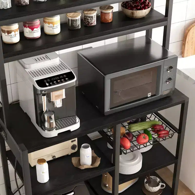 Scaffale da panetteria a 6 ripiani con presa di corrente, supporto per microonde e tavolo bar per il caffè, per riporre spezie e padelle in cucina