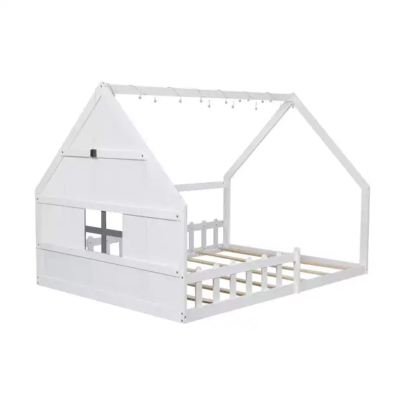 Cama de madera tamaño Full con forma de casita, ventana y valla