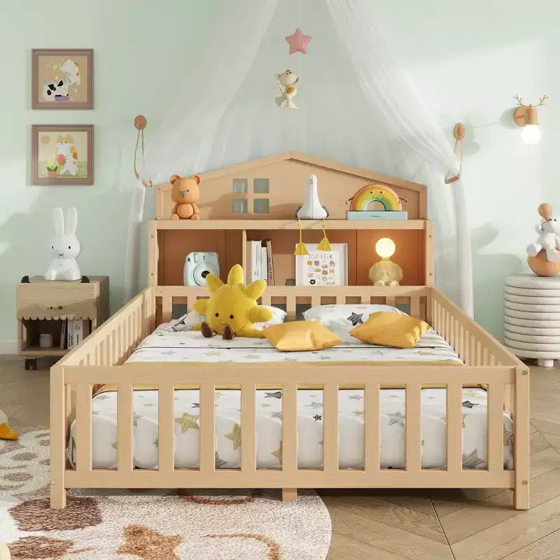 Cama Montessori baja tamaño Full con librería y pizarra, cama de plataforma de madera maciza con barandillas y cabecero con almacenamiento para niños y adolescentes