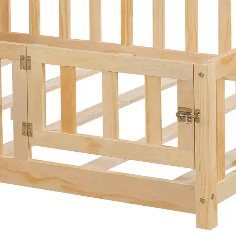Cama Montessori baja tamaño Full con librería y pizarra, cama de plataforma de madera maciza con barandillas y cabecero con almacenamiento para niños y adolescentes