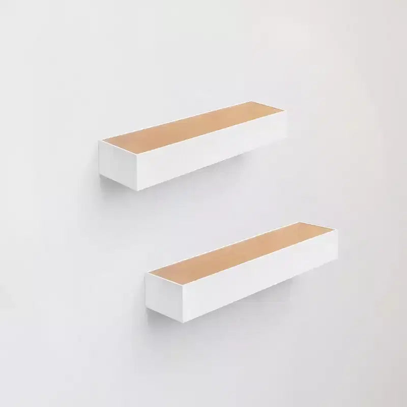 23.6 Półka wisząca Maple+White C z drewnianym mocowaniem ściennym na niewidocznych wspornikach, idealna do łazienki, sypialni i kuchni lub do eksponowania książek i roślin, łatwa w montażu.